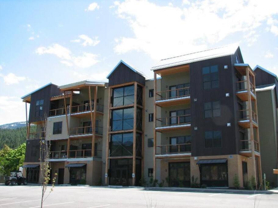 Penthouse Mountain Haven With Community Spa Room Kellogg Bagian luar foto